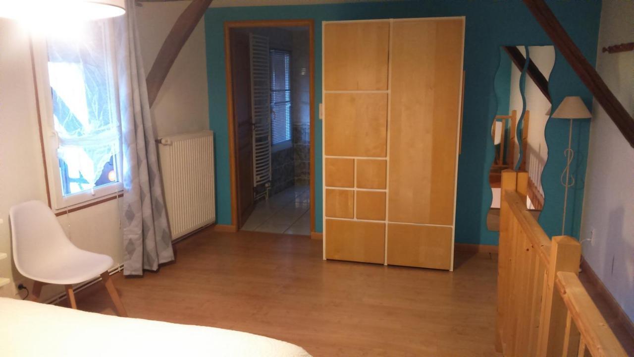 Bed and Breakfast La Sente Des Vignes Hauteville  Camera foto